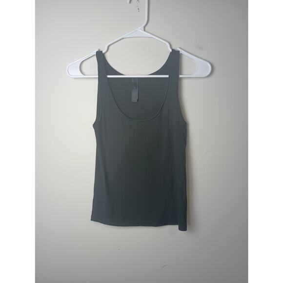 SKIMS Tops - Skims Tank Top XL Cotton Ribbed Cropped Rounded Scoop Neck Black
